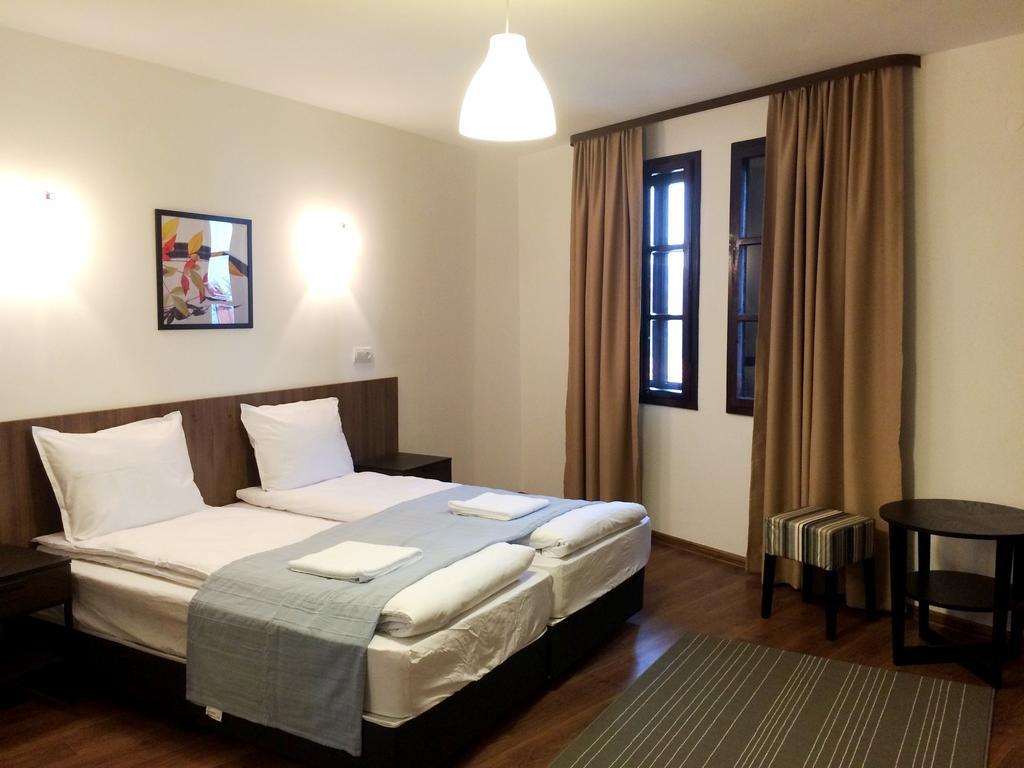 White House Hotel Veliko Turnovo Ruang foto